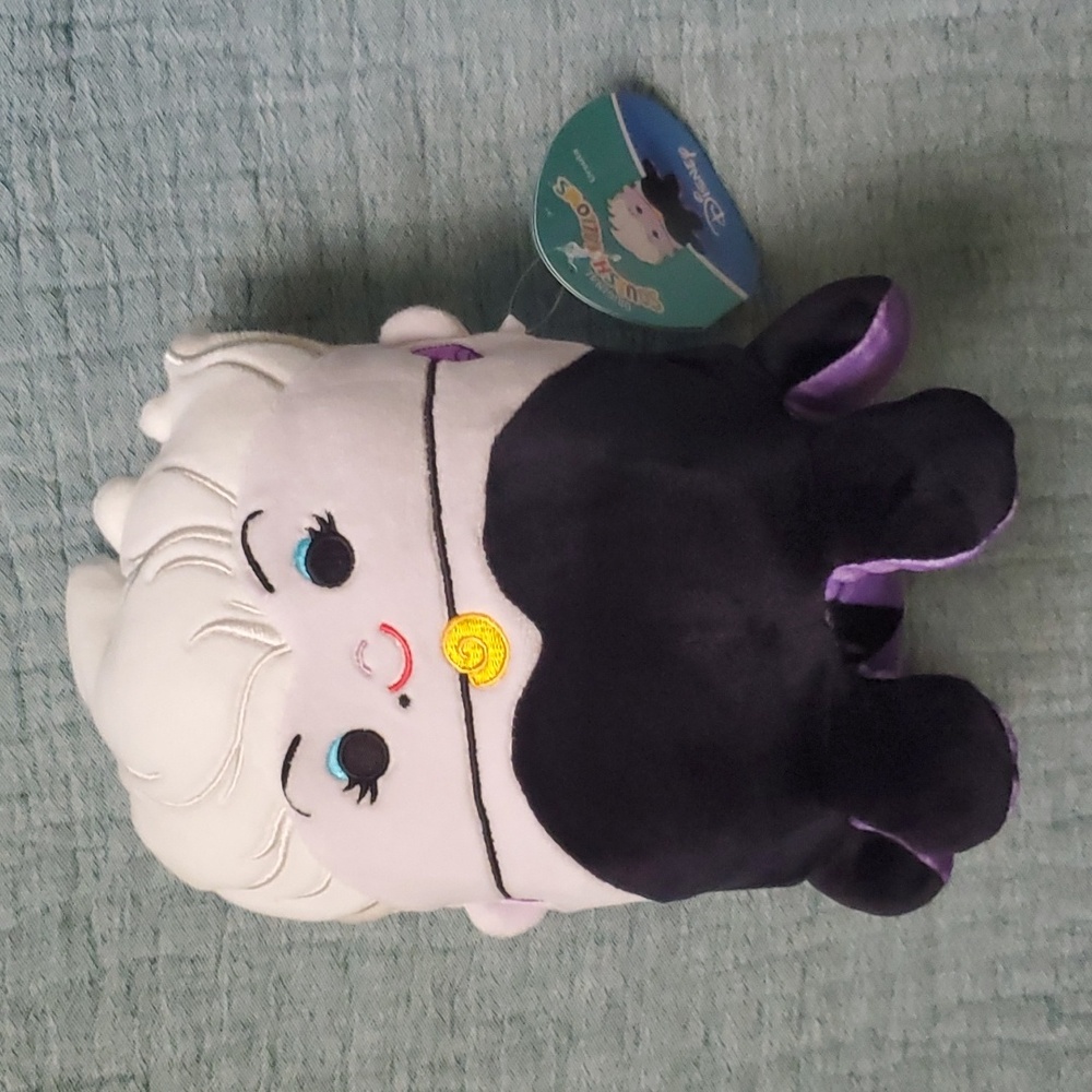 Ursula Squishmallow